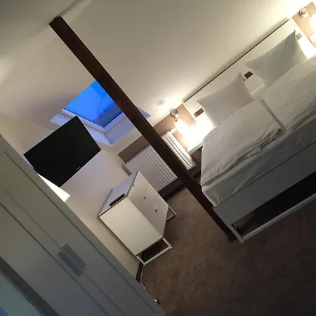 Richter 4* 오스치바드 닌하겐